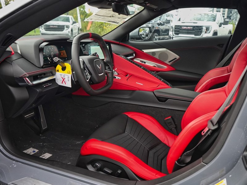 2024 Chevrolet Corvette 2dr Stingray Cpe w/2LT