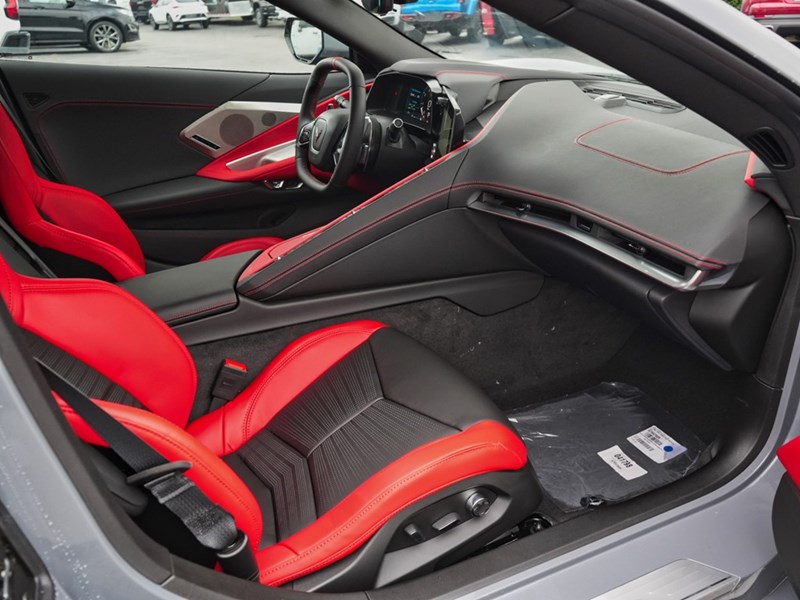 2024 Chevrolet Corvette 2dr Stingray Cpe w/2LT