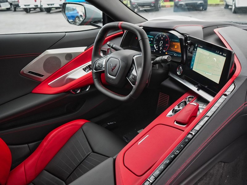 2024 Chevrolet Corvette 2dr Stingray Cpe w/2LT