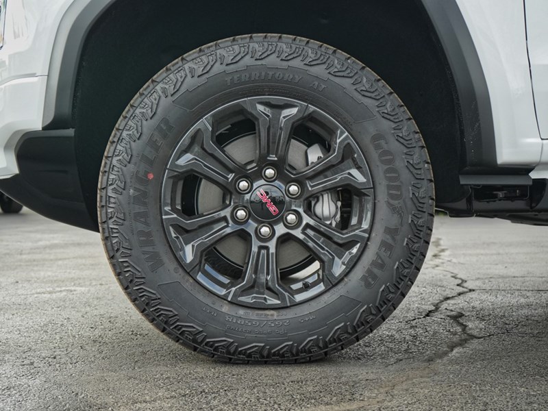 2024 GMC Canyon 4WD Crew Cab Elevation