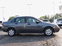 2007 Ford Focus SE | 2.0L | PWR LOCKS | A/C