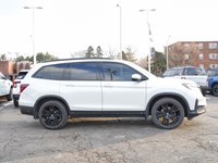 2021 Honda Pilot Black Edition | AWD | One Owner | Accident Free