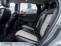 2021 Ford Escape Titanium Hybrid AWD