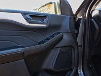 2022 FORD ESCAPE SE | AWD | NAV | HTD STR WHL | PWR LIFTGATE | BLIS