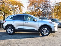 2022 FORD ESCAPE SE | AWD | 1.5L | NAV | PWR LFTGATE | HTD STR WHL
