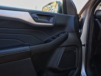 2022 FORD ESCAPE SE | AWD | 1.5L | NAV | PWR LFTGATE | HTD STR WHL