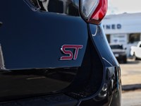 2022 Ford Explorer ST | 4WD | 3.0L| PREM TECH | ROOF | ST STREET PACK