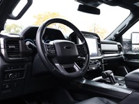 2022 FORD F-150 LARIAT | 4X4 | HYRBID | BLK PKG | ROOF | 360 | 20S