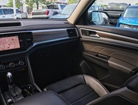 2023 Volkswagen Atlas Highline | 4Motion | 3.6L | Nav | Roof | Leather