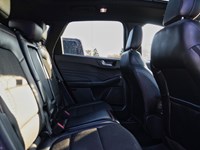 2024 Ford Escape St-Line | AWD | 1.5L | Roof | Htd Str Whl | Blis