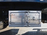 2024 FORD SUPER DUTY F-550 DRW XL 4WD Crew Cab 179