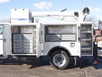 2024 FORD SUPER DUTY F-550 DRW XL 4WD Reg Cab 145