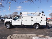 2024 FORD SUPER DUTY F-550 DRW XL 4WD Reg Cab 145