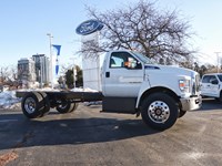 2024 FORD SUPER DUTY F-750 STRAIGHT FRAME Reg Cab