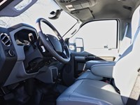 2024 FORD SUPER DUTY F-750 STRAIGHT FRAME Reg Cab
