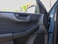 2025 Ford Escape Active | AWD | 1.5L | TECH PK 1 | NAV | HTD STR WH