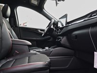 2025 Ford Escape ST-Line | AWD | 1.5L | ROOF | TECH | NAV | HTD STR