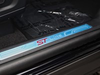 2025 Ford Explorer ST-Line 4WD
