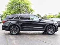 2025 Ford Explorer ST-Line 4WD