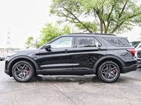 2025 Ford Explorer ST-Line 4WD