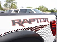 2025 Ford F-150 Raptor | 4X4 | 3.5L | 802A | ROOF | SPRAY-IN