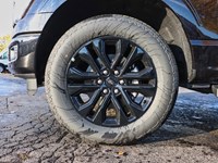 2025 FORD F-150 LARIAT | 4X4 | 3.5L | 501A | BLK PKG | ROOF | 20S