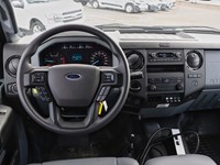 2025 FORD SUPER DUTY F-750 STRAIGHT FRAME SuperCab
