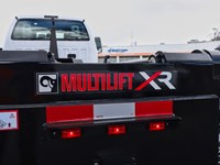 2025 FORD SUPER DUTY F-750 STRAIGHT FRAME SuperCab