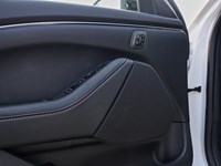 2025 Ford Mustang Mach-E Select | AWD | STD BAT | COMF PKG | MB PWR CRD
