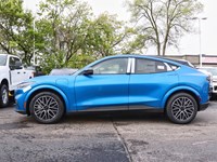 2025 Ford Mustang Mach-E Premium | AWD | EXT BAT | GLASS ROOF | MB PWR CORD