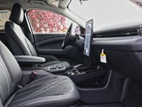 2025 Ford Mustang Mach-E Select | AWD | STD BAT | COMF PKG | MB PWR CORD