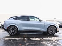 2025 FORD MUSTANG MACH-E PREMIUM | AWD | EXT BAT | ROOF | INT PROT | NACS