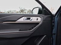 2026 Ford Explorer Active | 4WD | Roof | Comf Pkg | Prem 20S