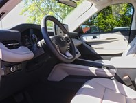 2026 Ford Explorer Active | 4WD | Comf Pkg | Roof | Crbn 20S