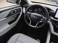 2026 Ford Explorer Platinum 4WD
