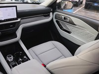 2026 Ford Explorer Platinum 4WD