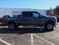 2027 Ford Super Duty F-250 Srw XLT 4WD Crew Cab 6.75' Box
