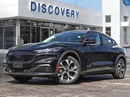 2025 Ford Mustang Mach-E Select | AWD | STD BAT | COMF PKG | MB PWR CORD