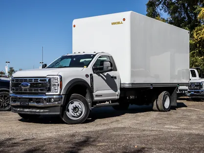 2026 Ford Super Duty F-550 Drw XL 4WD Reg Cab 145" Wb 60" Ca