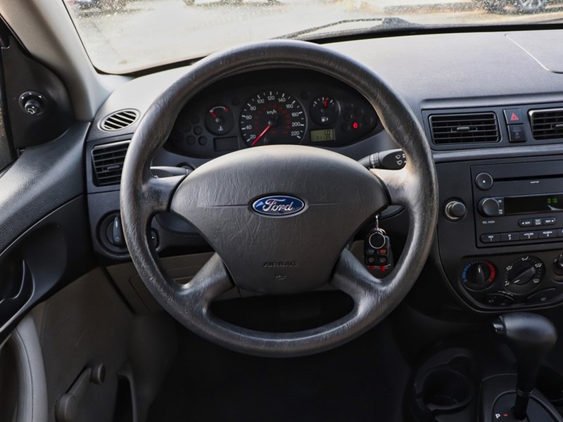 2007 Ford Focus SE | 2.0L | PWR LOCKS | A/C