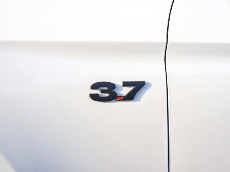 2016 FORD MUSTANG V6 | AUTO | GREAT SHAPE! | 18S