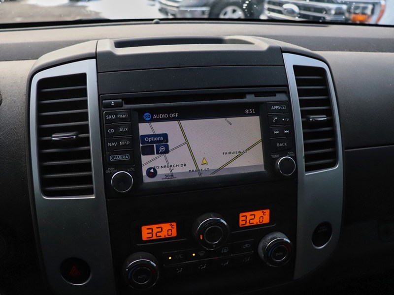 2016 NISSAN FRONTIER PRO-4X | 4X4 | 4.0L | NAV | ACCIDENT FREE