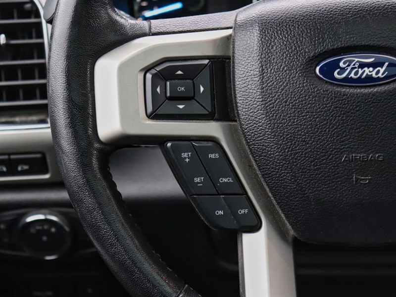 2018 Ford F-150 LARIAT | 4X4 | 3.5L | ROOF | TLGT STEP | NAV | 20s