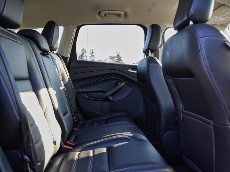 2019 Ford Escape Sel | 4WD | 1.5L | Nav | Pwr Liftgate | Active X