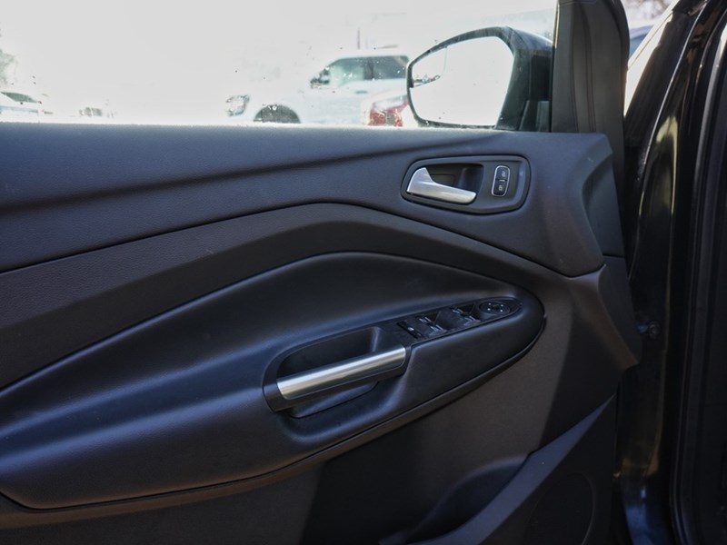 2019 Ford Escape Sel | 4WD | 1.5L | Nav | Pwr Liftgate | Active X