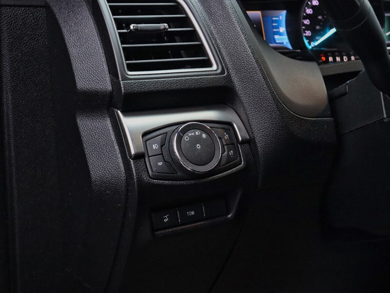 2019 Ford Explorer XLT | 4WD | 2.3L | XLT App Pkg | Two | Nav | Roof