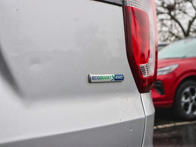 2019 Ford Explorer XLT | 4WD | 2.3L | XLT App Pkg | Two | Nav | Roof