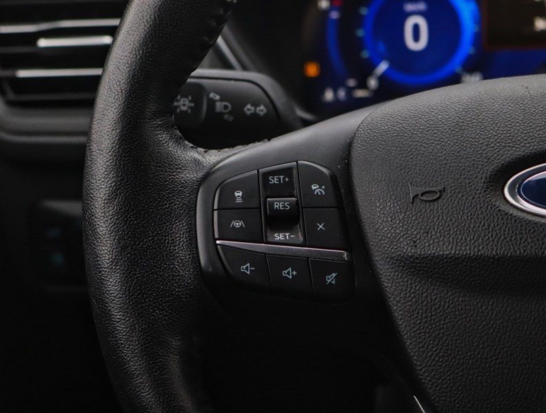 2020 Ford Escape Titanium Hybrid | AWD | Nav | Leather | B&O