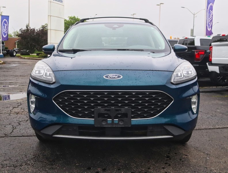2020 Ford Escape Titanium Hybrid | AWD | Nav | Leather | B&O