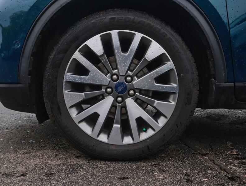 2020 Ford Escape Titanium Hybrid | AWD | Nav | Leather | B&O